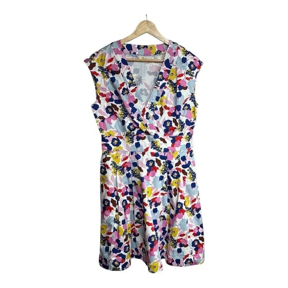 Boden Clemmie Floral Ivory Peony Burst Faux Wrap Fit and Flare Dress size 6R - Picture 3 of 8